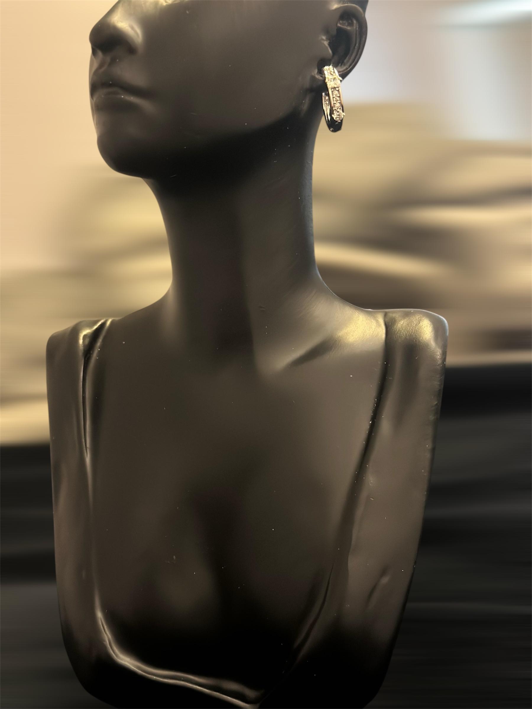 Silver stone earring